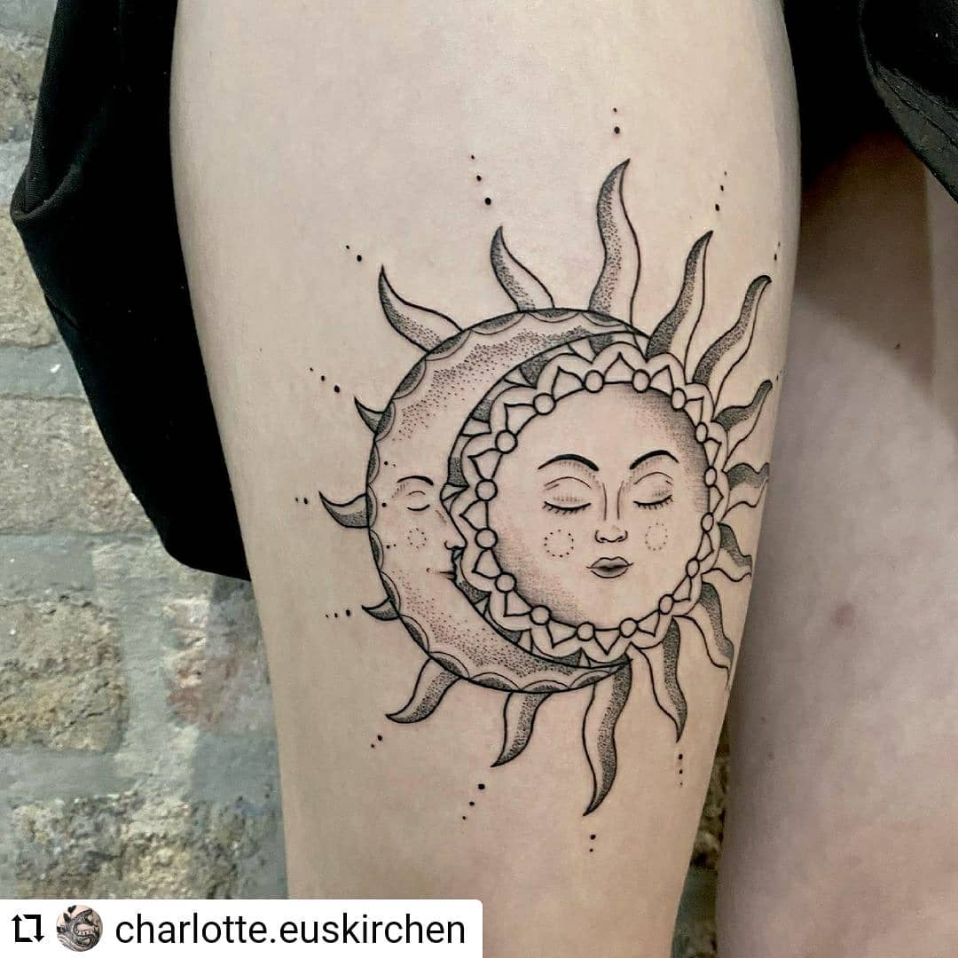 Neu von @charlotte.euskirchen
...
Für Katharina  
.
.
.

#tattoo #blackwork #ink