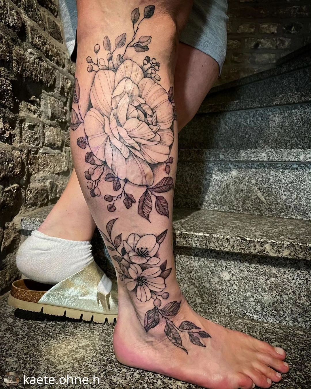 Blumen von @kaete.ohne.h
• • • • • •
Blumen • • • • #inked #inkedgirls #ink #ink